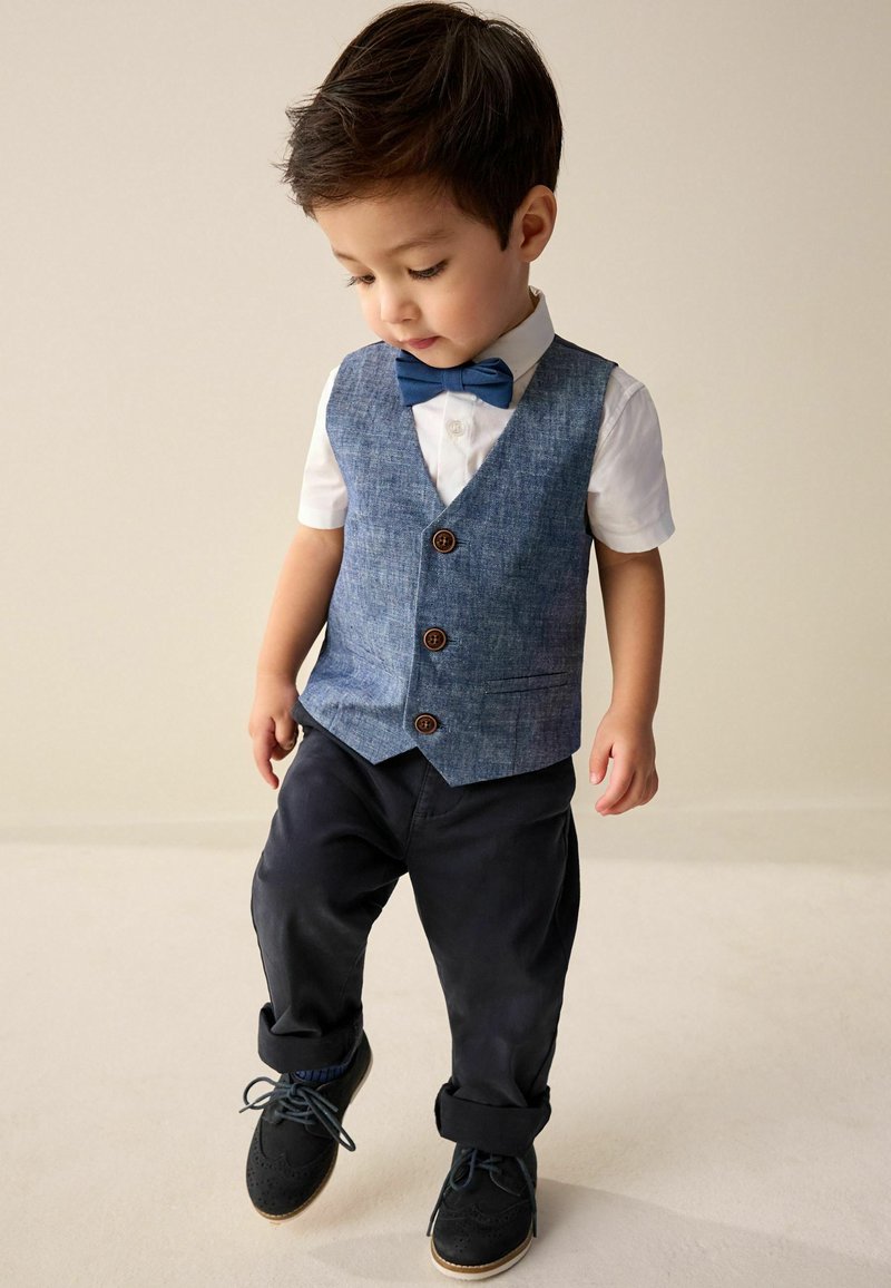 Next - REGULAR FIT -  WAISTCOAT, SHIRT & BOW TIE SET . - Ülikonnavest - navy, Suurenda