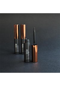 Thumbnail Image 10