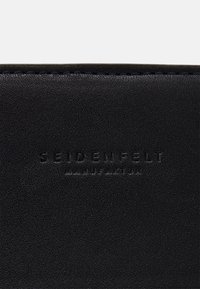 Seidenfelt Cabas - black