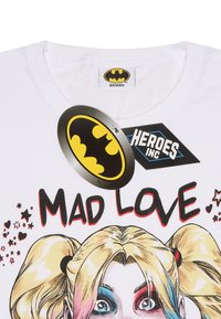 DC COMICS - BATMAN BATMAN HARLEY QUINN MAD LOVE - Triko s potiskem - white