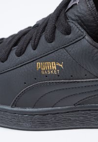 Puma Trainers - black