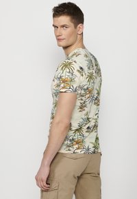 Koroshi SHORT SLEEVE - Marškinėliai su spaudiniu - crudo off white