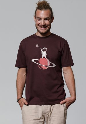 ASTRONAUT SAYS HI - T-shirt imprimé - red brown