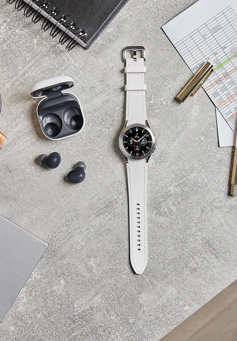 Samsung Galaxy Watch 4 Classic Bluetooth  R890  Smartwatch 46mm