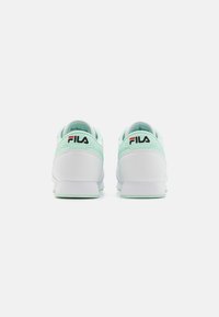 Fila ORBIT - Sportcipő - white/opal blue
