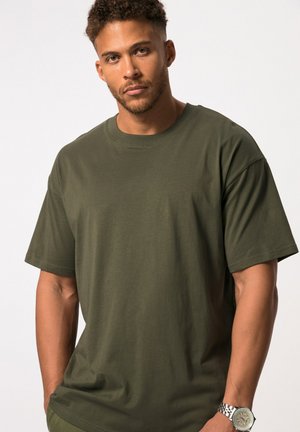 Olivgrünes, kurzärmliges T-Shirt aus Baumwolle mit klassischem Rundhalsausschnitt und legerem Schnitt. Glatte Textur ohne sichtbare Muster.