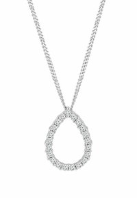 Collana in argento con pendente a goccia decorato con piccole pietre trasparenti, su una catena a maglia fine. Texture liscia, finitura lucida.