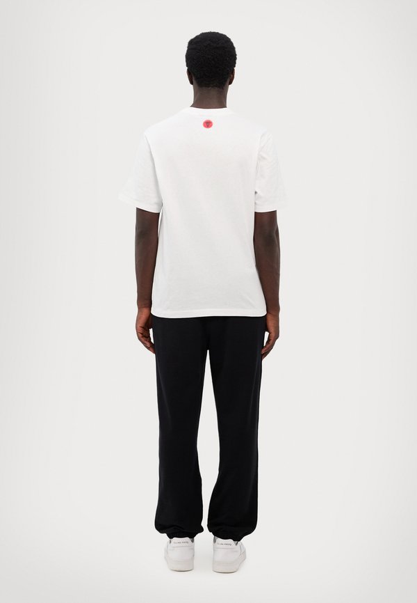 RUNNING DOG - Print T-shirt4