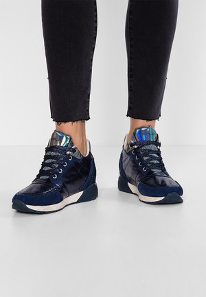 Baskets basses - metallic blue