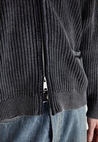 Weekday MATTIAS REGULAR CARDIGAN - Ζακέτα - washed black