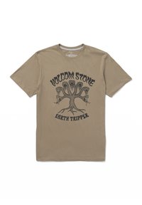 Tan bomulds t-shirt med korte ærmer, prydet med sorte grafiske designs af et træ med slangehoveder samt teksten "VOLCOM STONE EARTH TRIPPER."