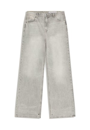 Grå denim jeans med brede ben har en falmet finish, fem lommer og metalhardware. Stoffet har en blød tekstur med en ren kant.