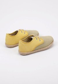 Krack Kids ADRIATIC - Zapatos con cordones - yellow