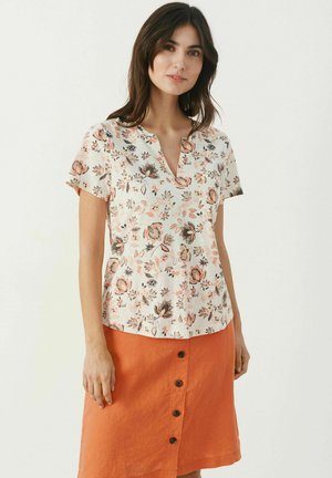 GESINAPW - Blusa - arabesque ornament print