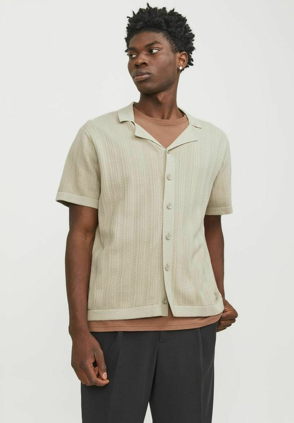 Hemd - fields of rye