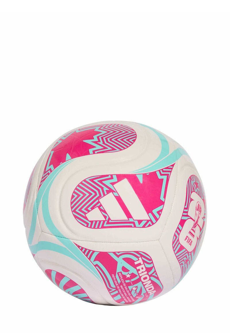 Bijela nogometna lopta s ružičastim i tirkiznim geometrijskim uzorcima, s Adidas logotipom i FIFA brandom, glatka tekstura površine.