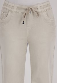 Niet geselecteerd, beige