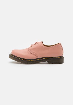 1461 - Derbies - peach beige virginia