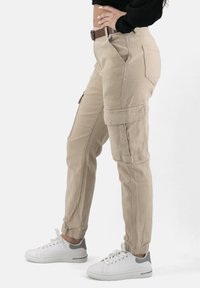 Elara Cargobyxor - beige