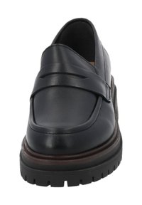 Zwarte leren loafers met dikke profielzool, moc toe-design en een horizontale band over de voorkant.