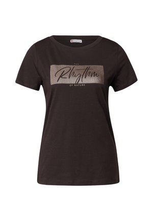 Zwarte katoenen T-shirt met een ronde halslijn en korte mouwen. De voorkant heeft een textuur grafisch tekstontwerp in beige.
