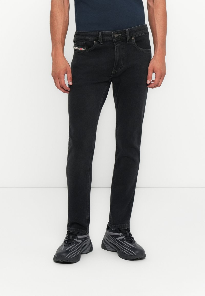 Diesel Slim fit jeans rood Diesel Slim fit jeans rood