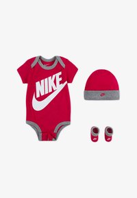 Nevybrané, rush pink