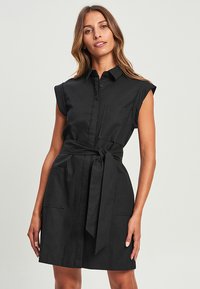 WILLA KOBE  - Haljina-majica - black
