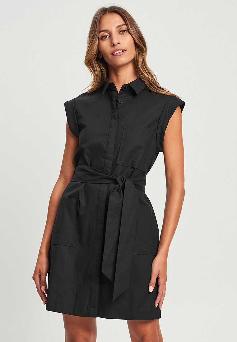 WILLA KOBE  - Haljina-majica - black