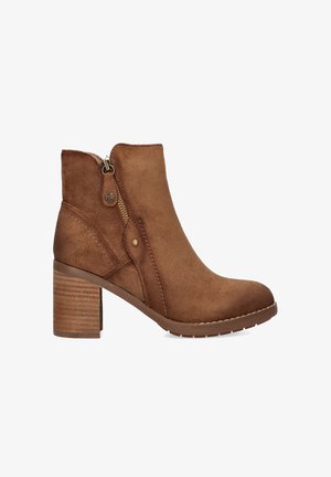 ETIKA BURY - Botines con plataforma - camel