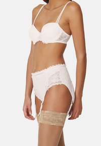 Marie Jo JANE JARRETELGORDEL - Jarretels - nature