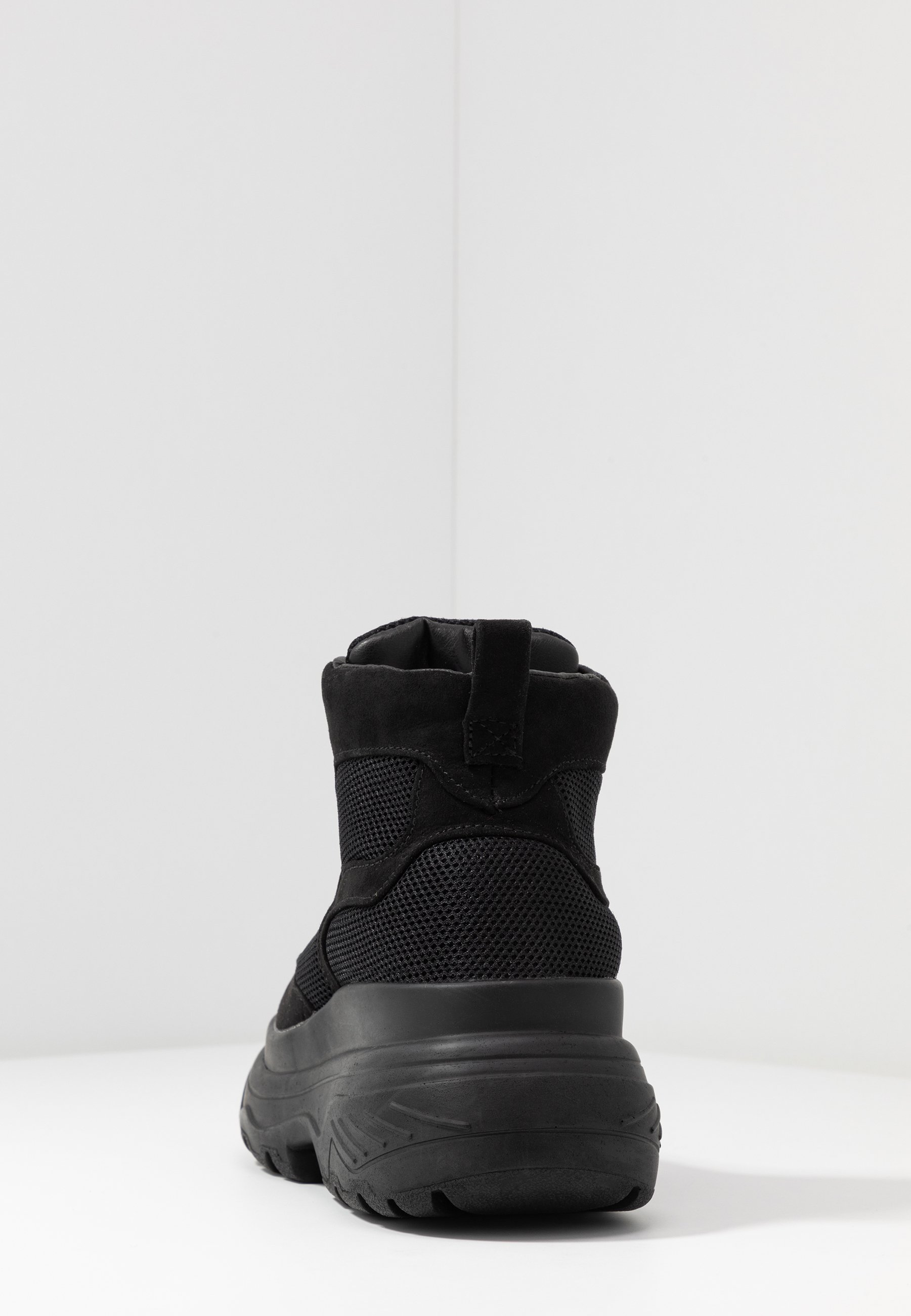 Missguided TRAINER Høye joggesko black Zalando.no RAID ROPER Høye joggesko black Zalando.no