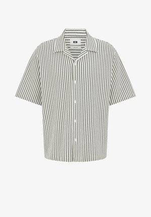 Kurzärmeliges Hemd zum Knöpfen mit schwarz-weißem, vertikalem Punktemuster und offenem Kragen, flach auf weißem Hintergrund aufgelegt.