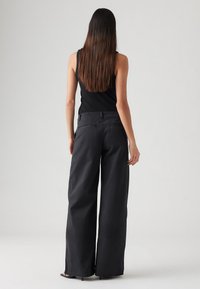 Levi's® XL CHINO - Laisvo kirpimo džinsai - caviar