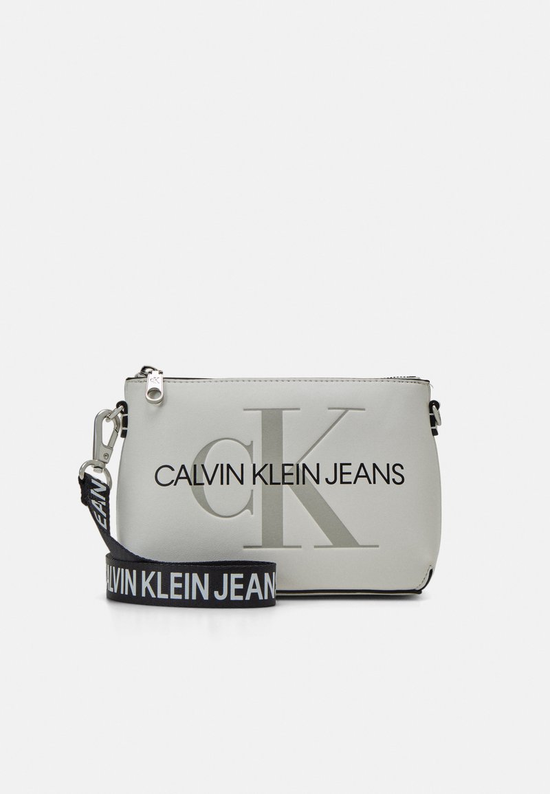 Calvin Klein Jeans CAMERA POUCH Across body bag white Zalando.ie