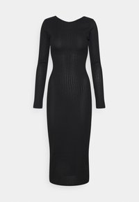 Robe midi en maille côtelée noire avec manches longues et col rond, silhouette ajustée sur un fond clair uni.