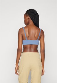 Patagonia MAIPO LOW IMPACT ADJUSTABLE BRA - Sutiã desportivo de suporte médio - utility blue