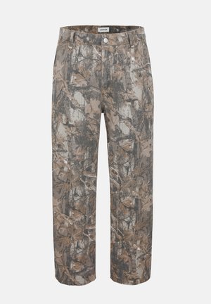 YOURTURN by Zalando, UNISEX ALL-OVER CAMO PRINT - Vaqueros baggy - brown denim