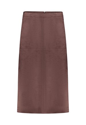 Brązowa zamszowa spódnica midi z widocznymi pionowymi i poziomymi szwami oraz tylnym zamkiem na zamek.