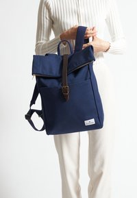 SOULEWAY Malý batoh  - blau