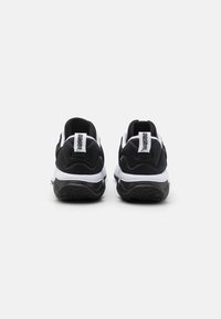 Nike Performance Chaussures de basket - black