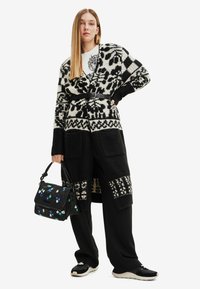 Desigual M. CHRISTIAN LACROIX - Kardigán - black