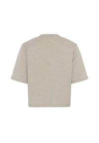 Īsām piedurknēm, pārspīlēts pelēks t-krekls, izgatavots no mīkstas kokvilnas, ar apaļu kakla izgriezumu un taisnu griezumu, minimāli šuvumu detaļas.