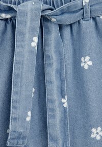WE Fashion BLUE RIDGE - Džinsa auduma šorti - light blue