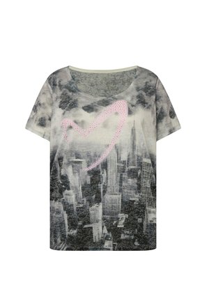 Leichtes, kurzärmliges T-Shirt mit einem Stadt-Skyline-Graphic in Schwarz-Weiß und einem rosa Herzdesign, das mit Strasssteinen verziert ist.