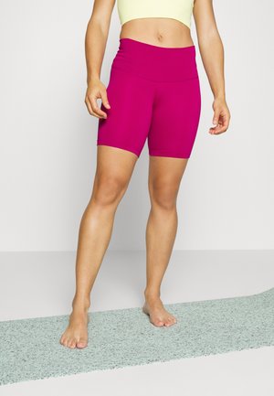 SHORT - Medias - dynamic berry