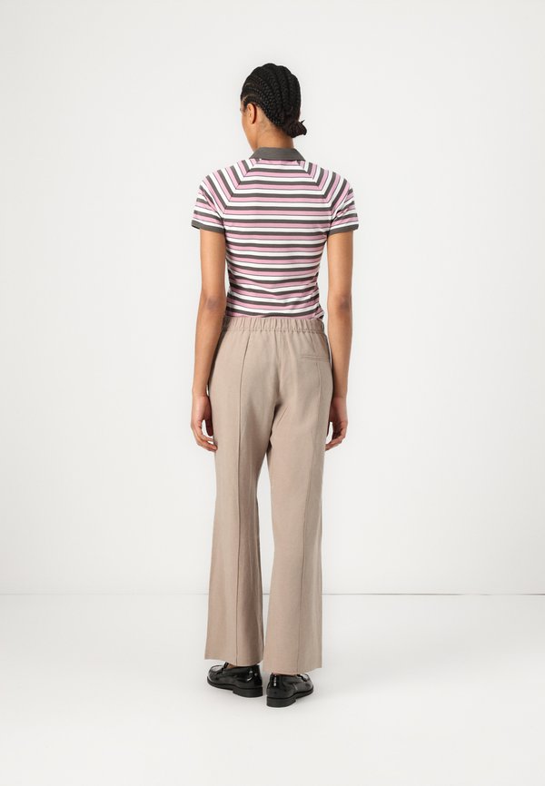 SAHANI TROUSERS - Trousers - greige4