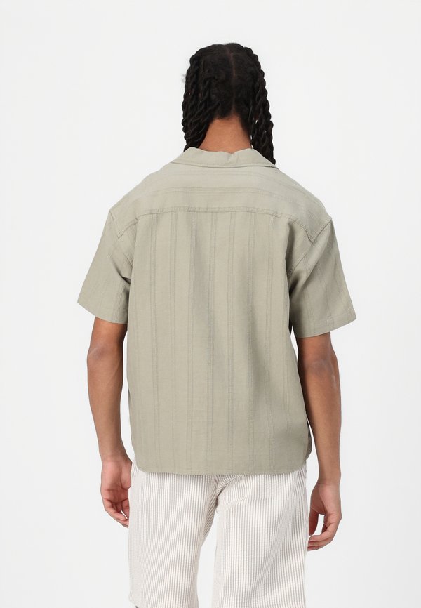 JPRCCMONTANA DOBBY  - Shirt - dried sage4
