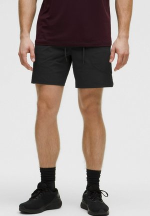 License to Train Linerless 18cm - Pantaloncini sportivi - black