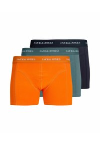 Herenboxers in een verpakking van drie: één oranje, één teal, één marineblauw. Gemaakt van katoen met elastische taillebanden met het "JACK & JONES" logo.